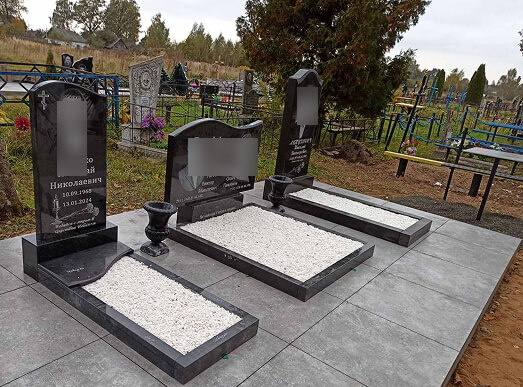 памятники из гранита фото