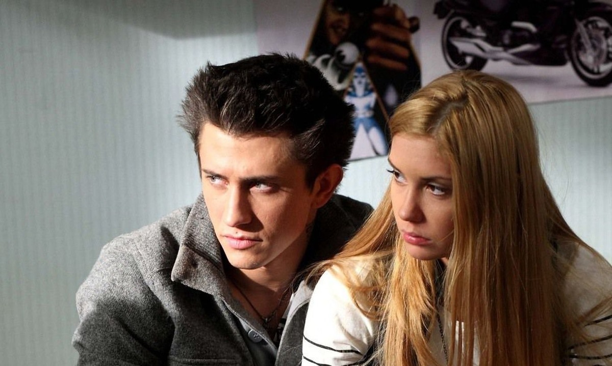  Агата Муцениеце с Павлом Прилучным. Фото из открытых источников.