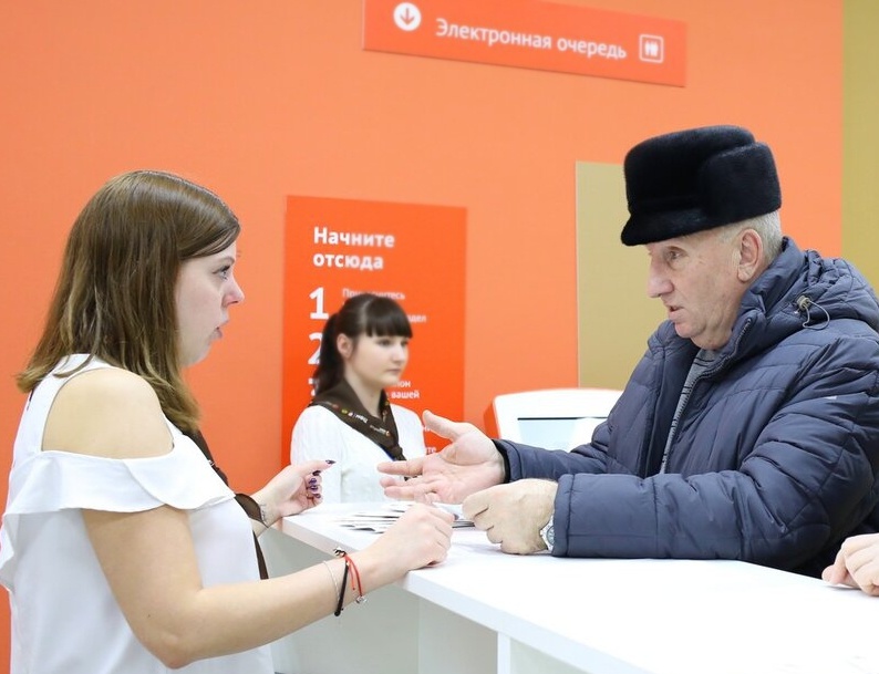 Сын месяц не мог похоронить мать