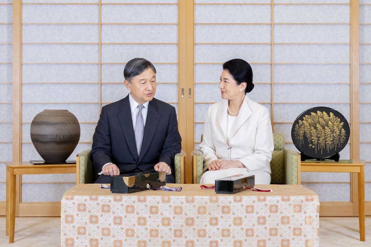 Император Нарухито и императрица Масако