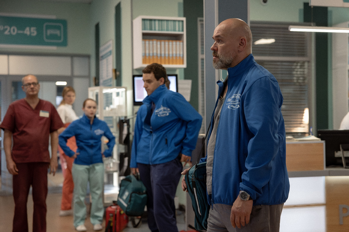 Максим Аверин в сериале «Склифосовский». Фото: телеканала «Россия»