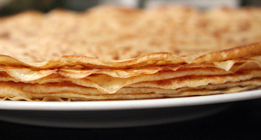    Тонкие ажурные блины, которые не рвутся: 3 секрета идеальной консистенции, о котором не знала даже бабушка - без потери вкуса