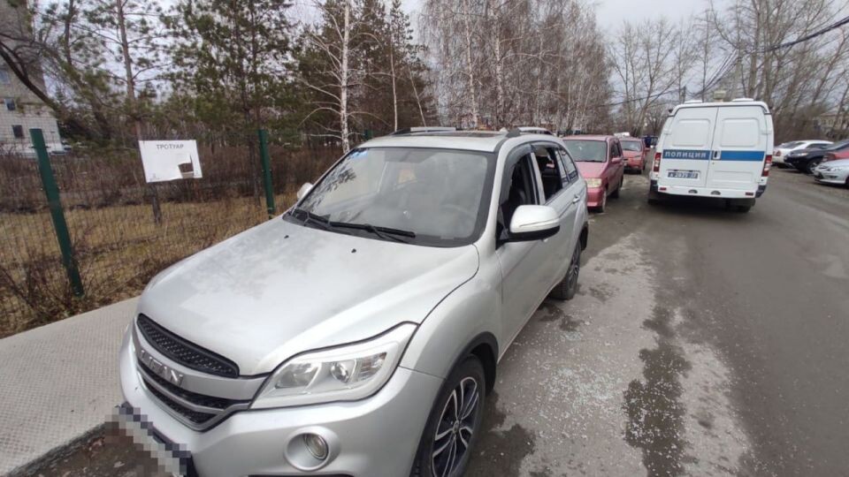    Поврежденные машины. Источник: "Инцидент Бийск"