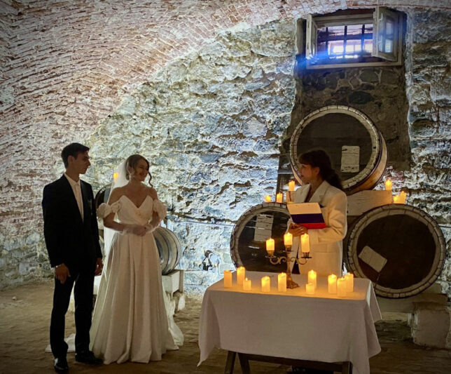    Выездная регистрация брака в в подземелье музея-заповедника «Старая Сарепта»