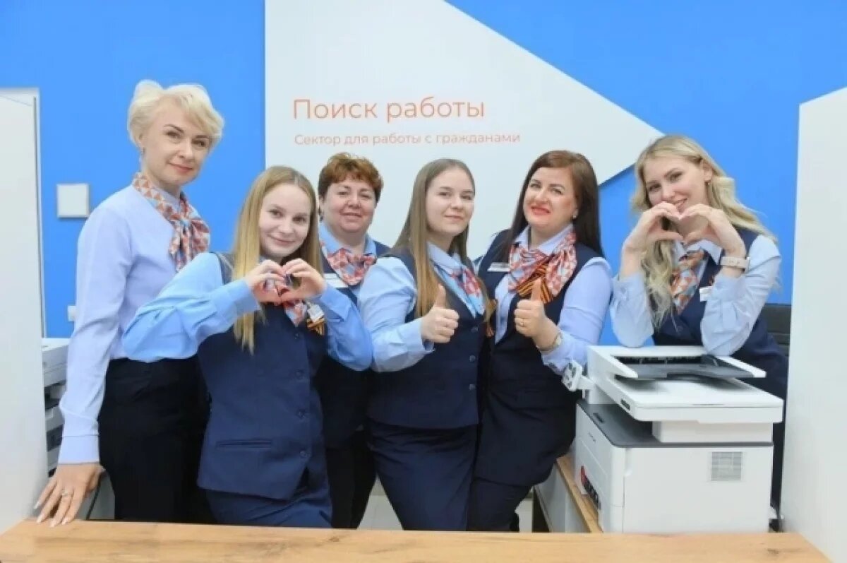    В Омской области обновлены более половины кадровых центров