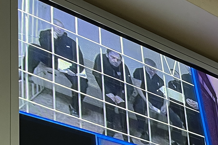    В минувшую пятницу 36-летний Казарян обжаловал решение суда первой инстанции, просил Верховный суд Татарстана смягчить ему меру пресечения.   
Фото: Альбина Фархутдинова