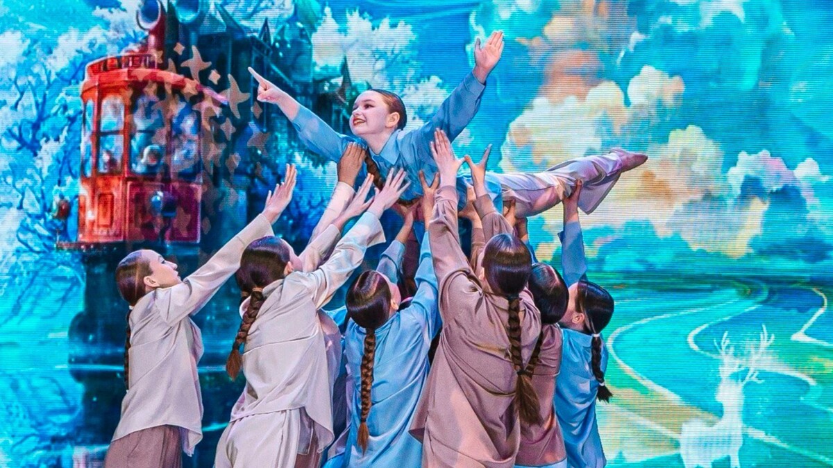    Фото из архива танцевального ансамбля «Мечта» предоставлено Ириной Емец