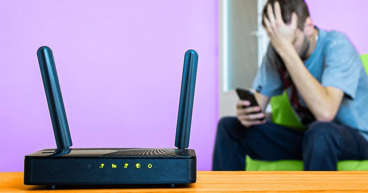 Мой сосед взломал Wi-Fi и пользуется моим интернетом: что делать?