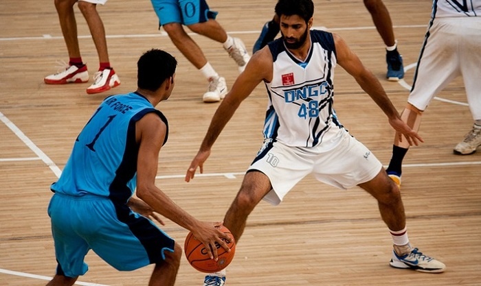    Молодежь Китая и России укрепила дружбу на баскетбольной площадке в Дуннине