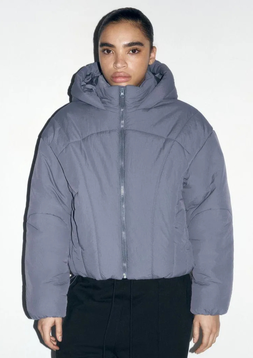 Объемный серый