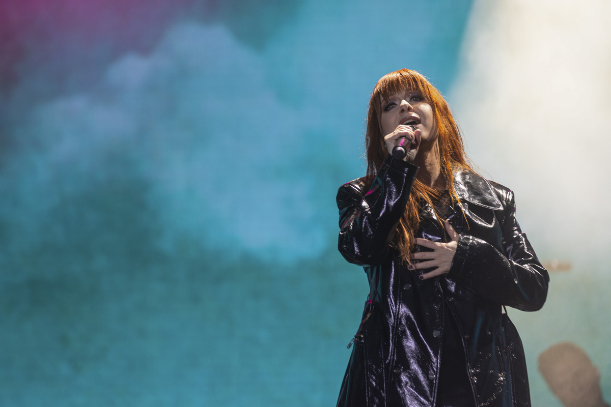 Певица Савичева бросила вызов стихии, чтобы добраться до концерта на Камчатку.  Фото: Фото: ФедералПресс / Иван Кабанов