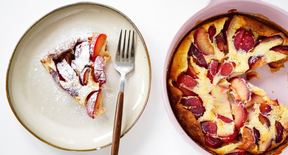 Клафути со сливами: классический рецепт