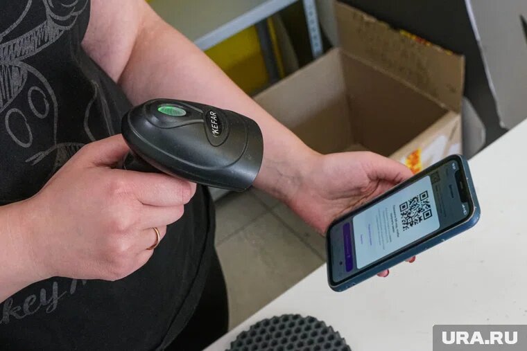 Технологии меняют торговлю, и доля маркетплейсов будет только расти, уверены эксперты. Фото: Вячеслав Немышев © URA.RU