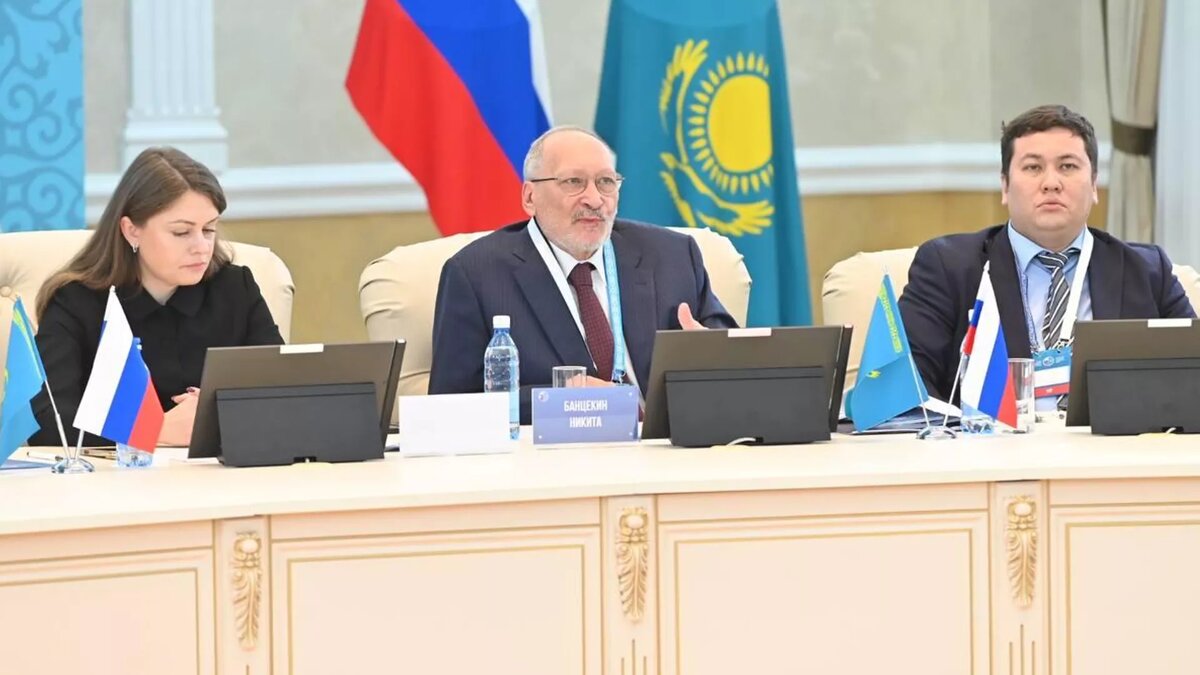 Форум межрегионального сотрудничества Казахстана и России в Уральске © Sputnik / Санат Имангалиев