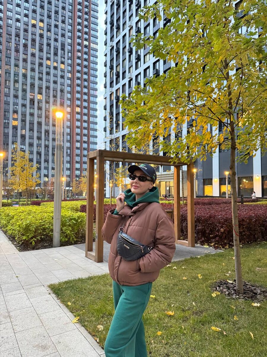 На фото: 
ведущая прогноза погоды на канале ТВЦ Наталья Зотова