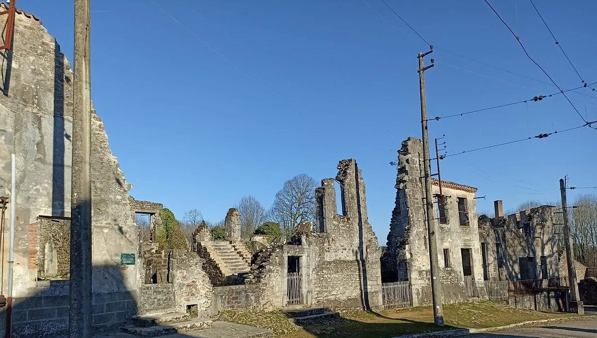 Орадур-сюр-Глан, Франция