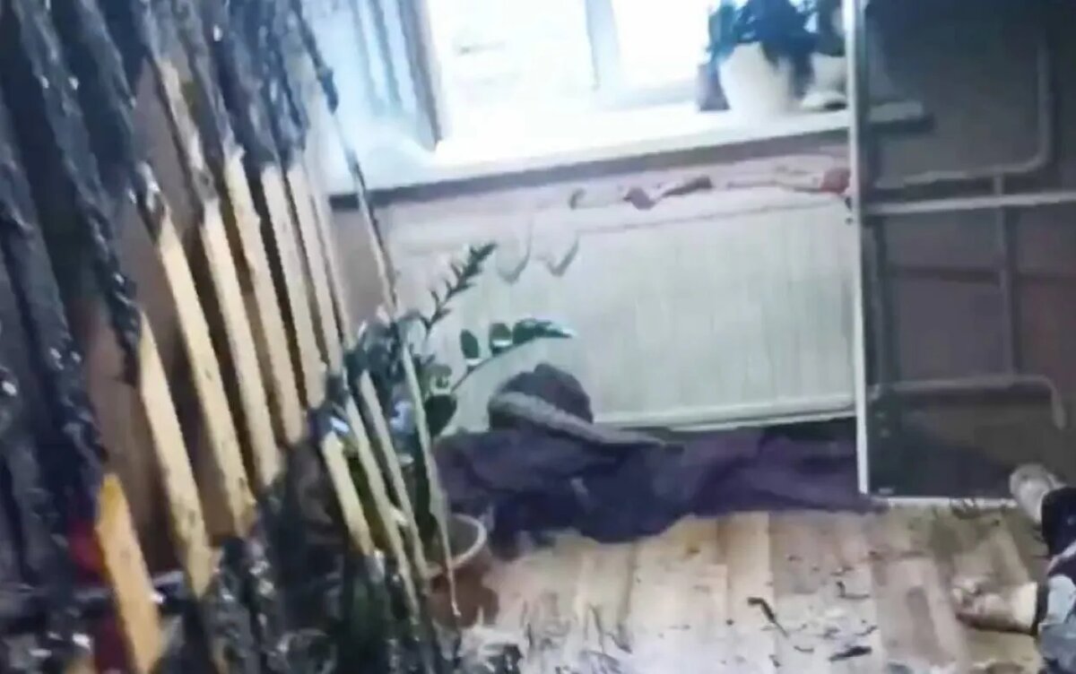    Ижевские пожарные спасли пенсионерку из горящей квартиры