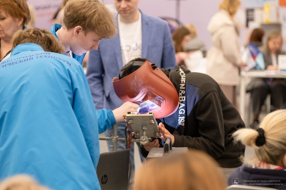    Нижегородская область вошла в топ-10 по числу заявок на переобучение