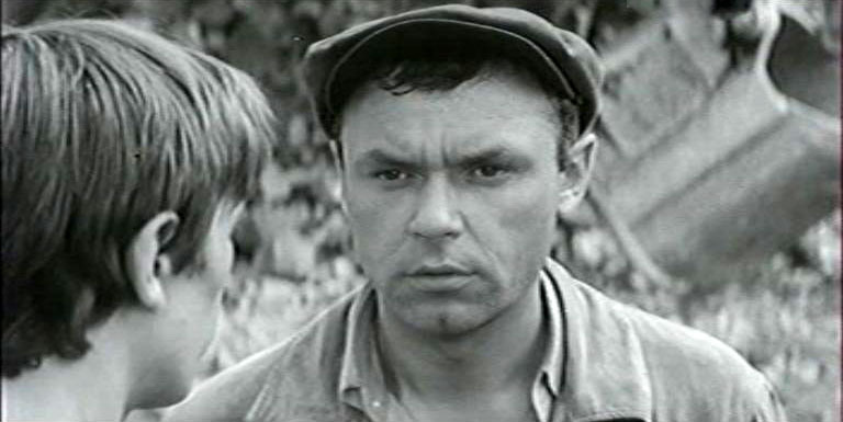 Фото: Кадр из фильма "Впереди день"