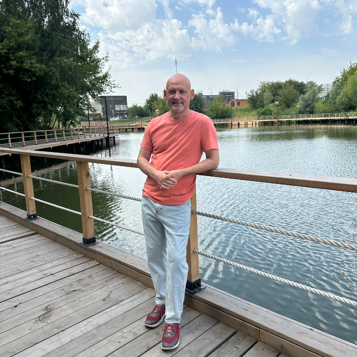 Александр Фомин - "Что сигарета вам даёт, а что забирает?".