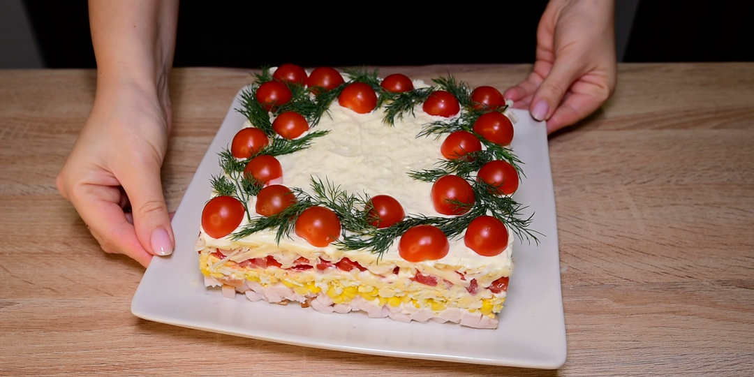 Топ-5 салатов, которые можно приготовить на праздничный стол