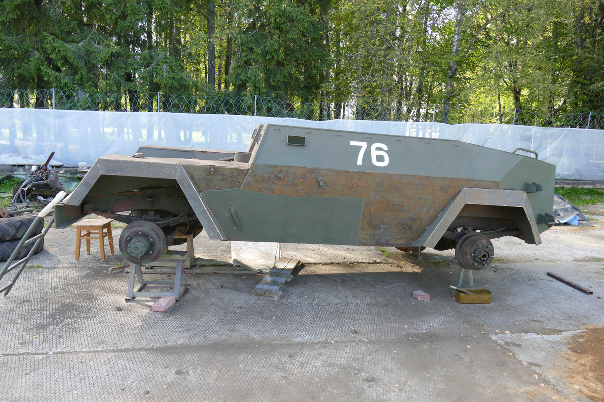 А так машина выглядела в середине сентября.