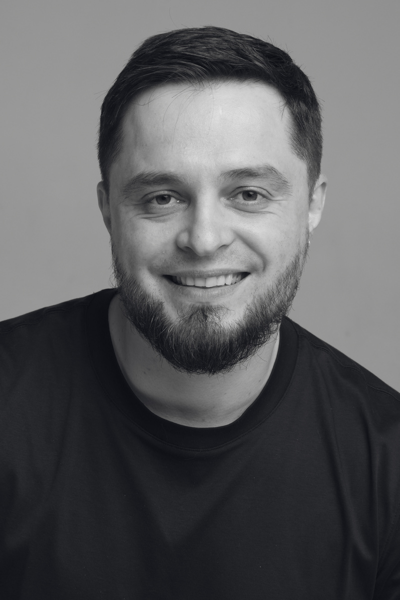 Фотография взята с сайта стоматологии Дмитрович Фэмили https://www.dmitrovich.ru/