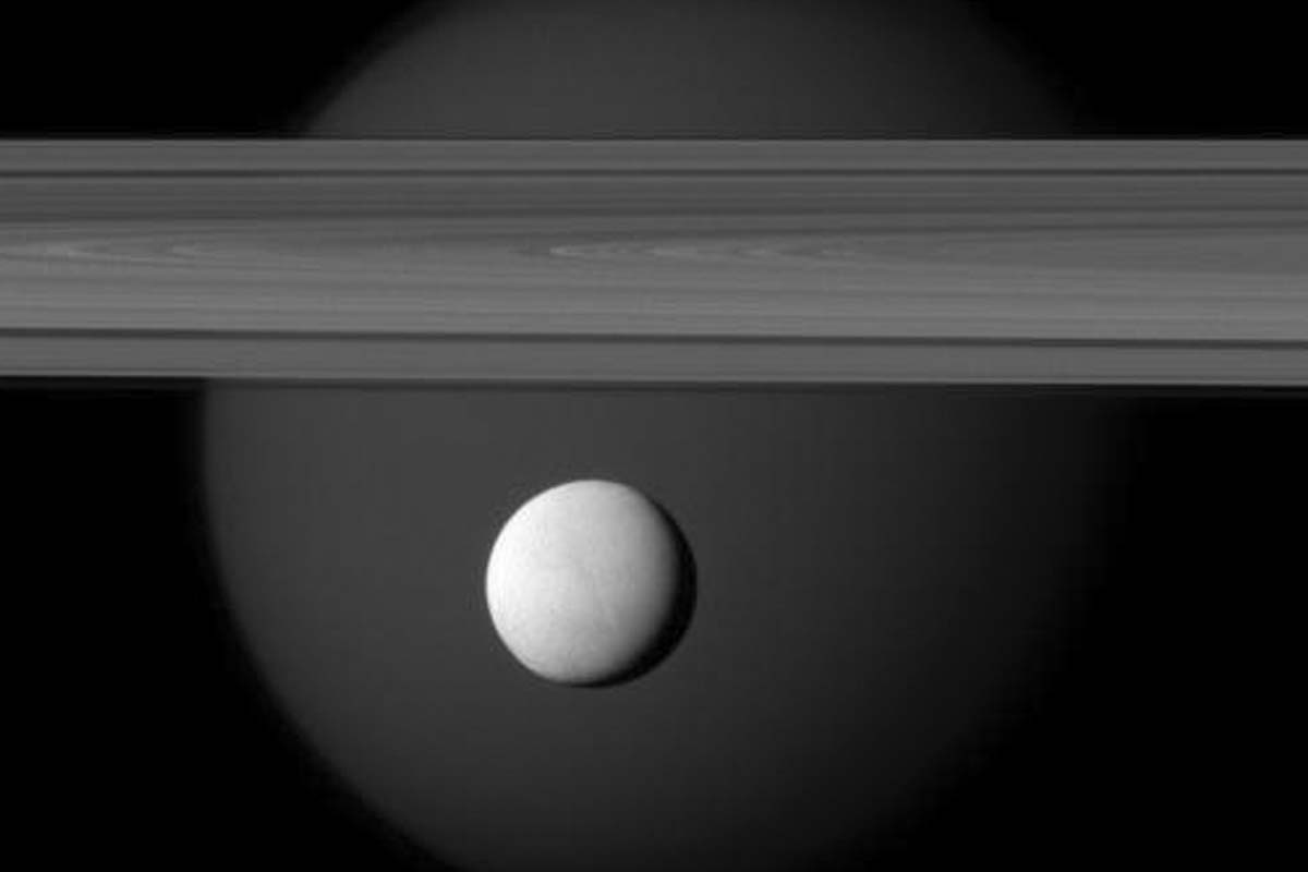 © NASA/JPL-Caltech/Space Science Institute