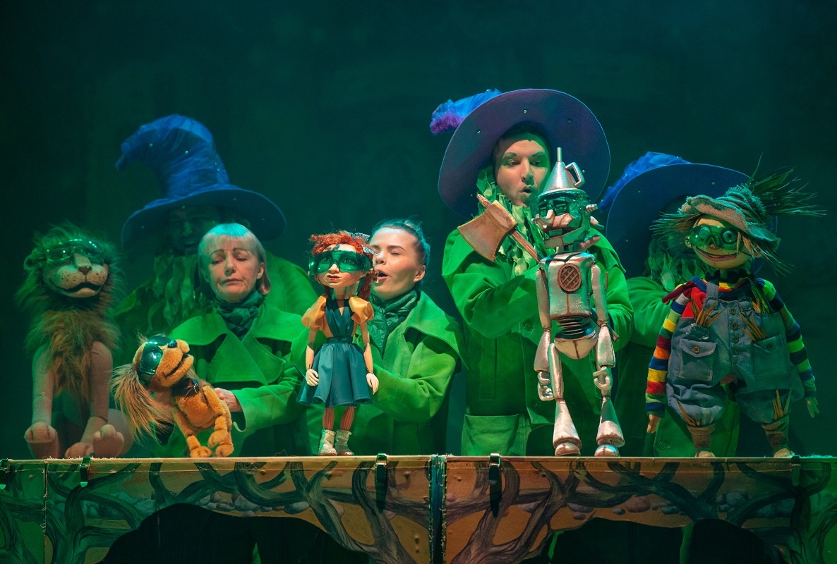    Московские артисты покажут нижегородским зрителям четыре спектакля на большой и малой сценах