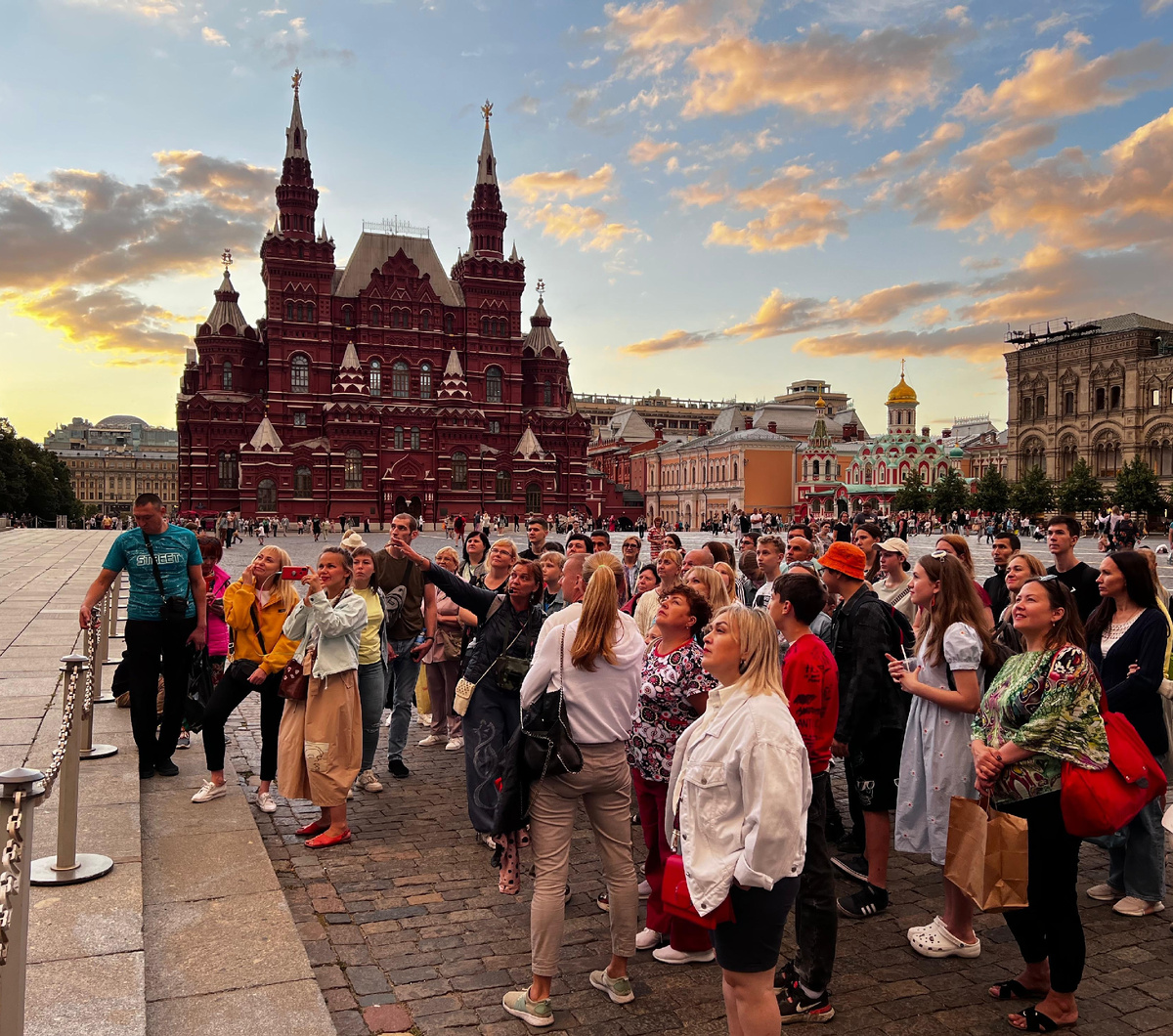 Вечерняя Москва летом, фото с экскурсии от компании Любимый город