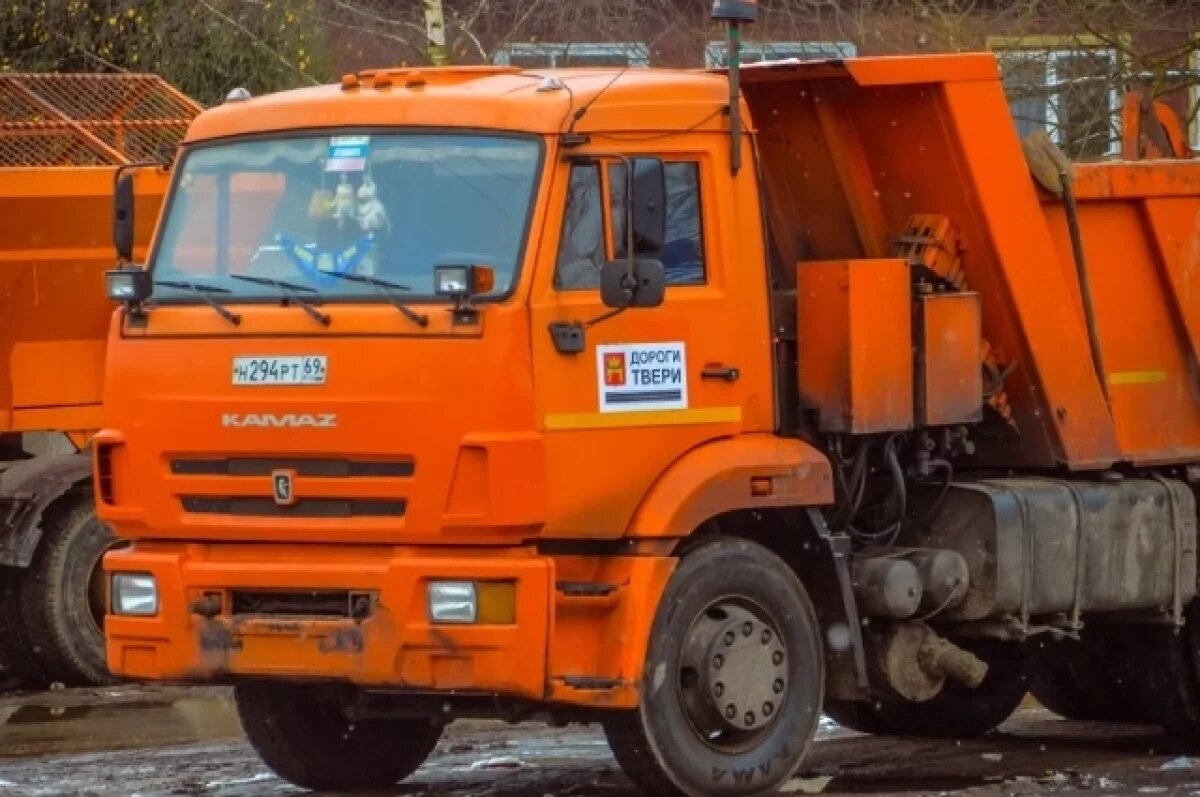    В Твери для расчистки дорог приготовили более 40 единиц техники