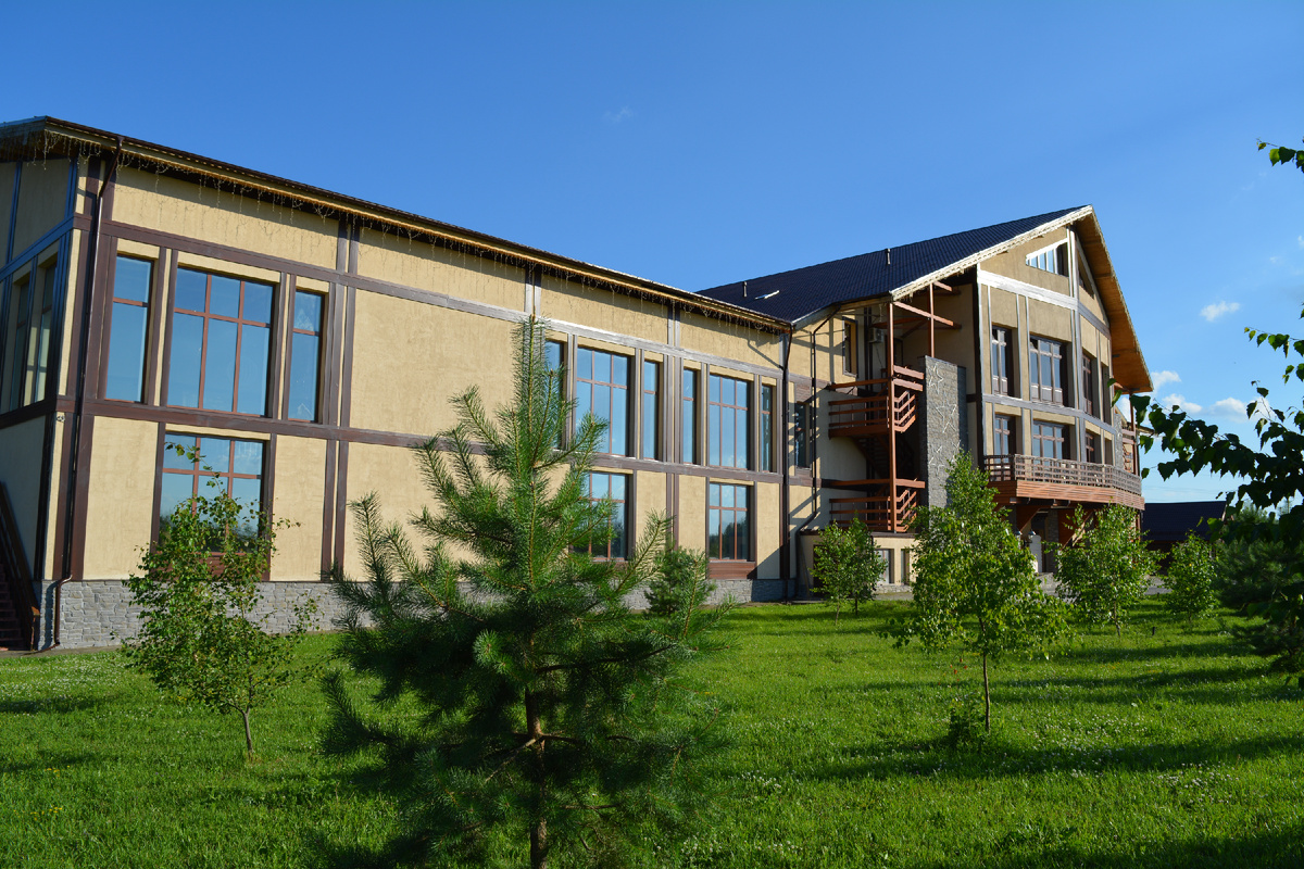 главвный корпус отеля