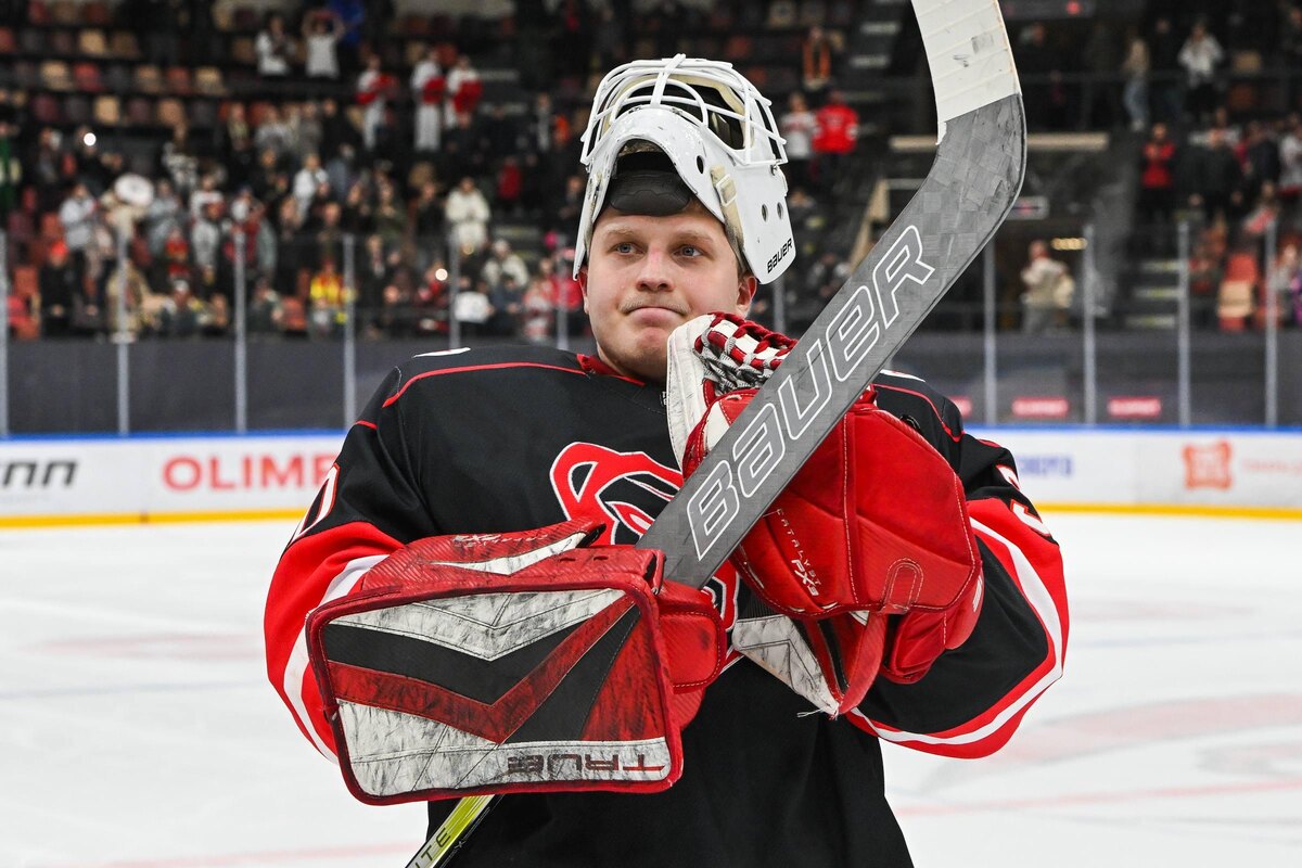    © ХК «Молот»