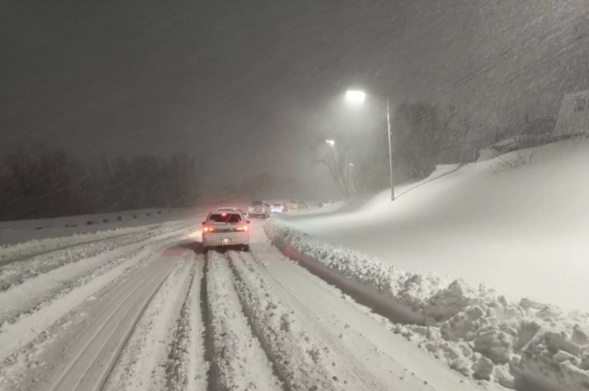    Вторая волна циклона накроет село Никольское на Камчатке
