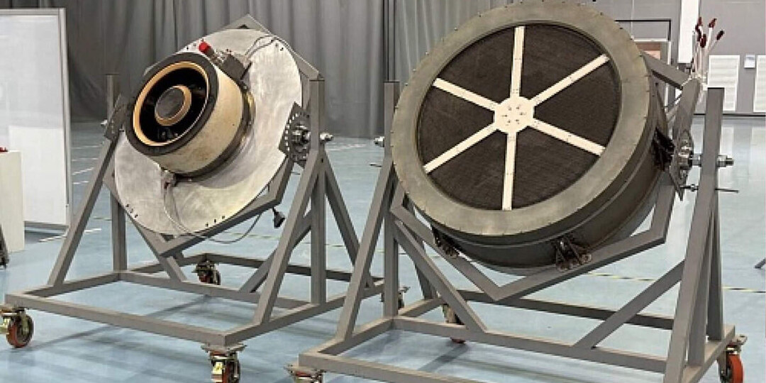 Россия протестировала сверхтяжелые плазменный двигатель КМ-50М. Как развивается ядерный космический буксир?