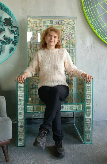 денежное кресло миллион долларов