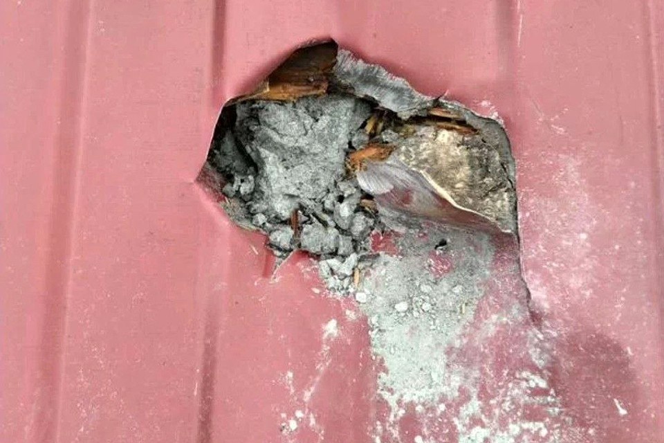    Именно так выглядит «встреча» метеорита и твердой поверхности. Предоставлено "КП"