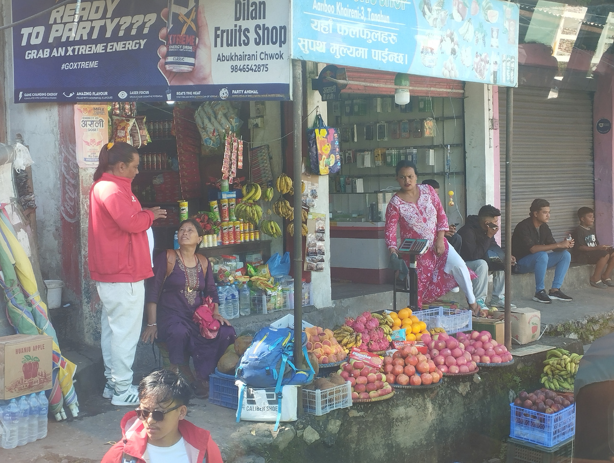 Фруктовый развал - они одинаковые