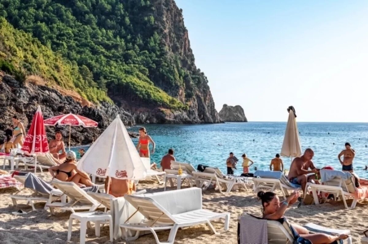    Российская туристка найдена мертвой в отеле на курорте Аланья