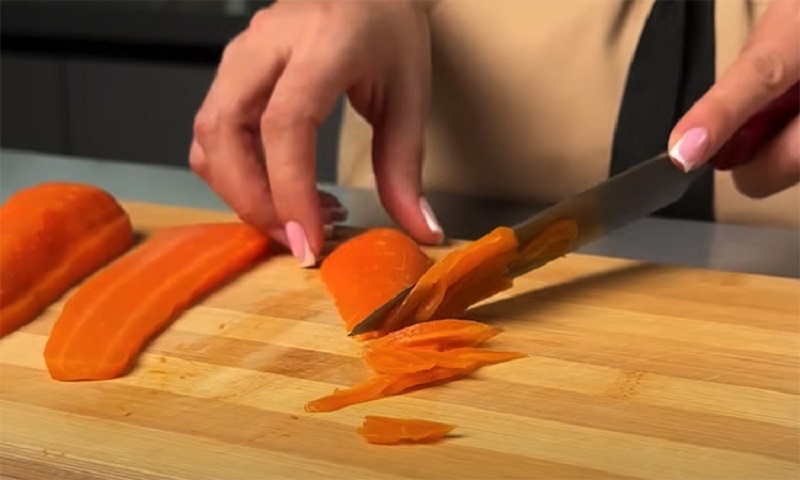 Салат из морской капусты по-новому: свежий взгляд на проверенную классику