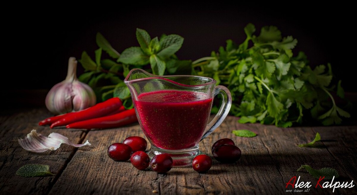 Шиндис сацебели (кизиловый сацибели): один из вкуснейших и редких соусов Грузии