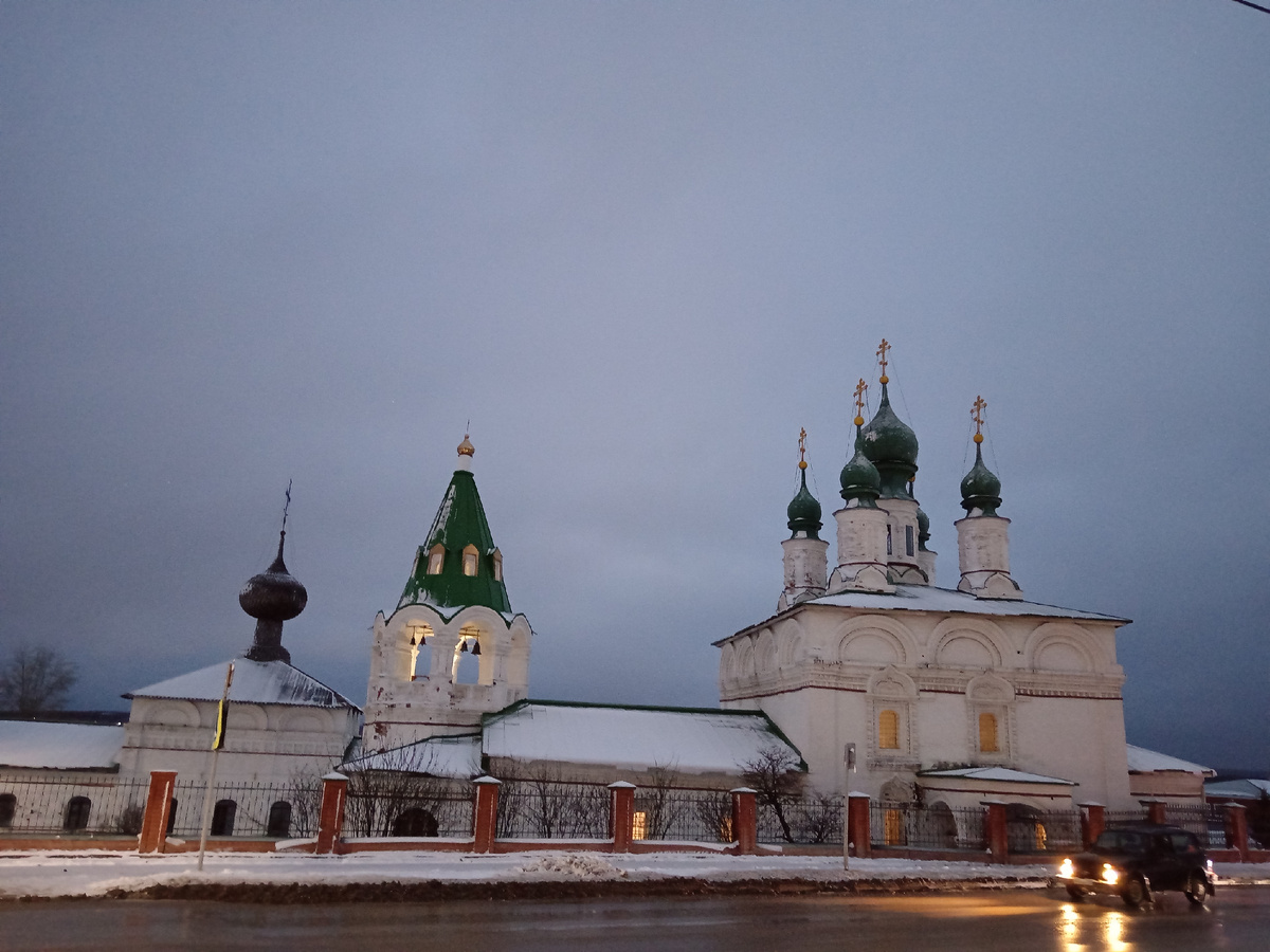 11.11.2025 7:58 Спасо-Преображенская церковь.