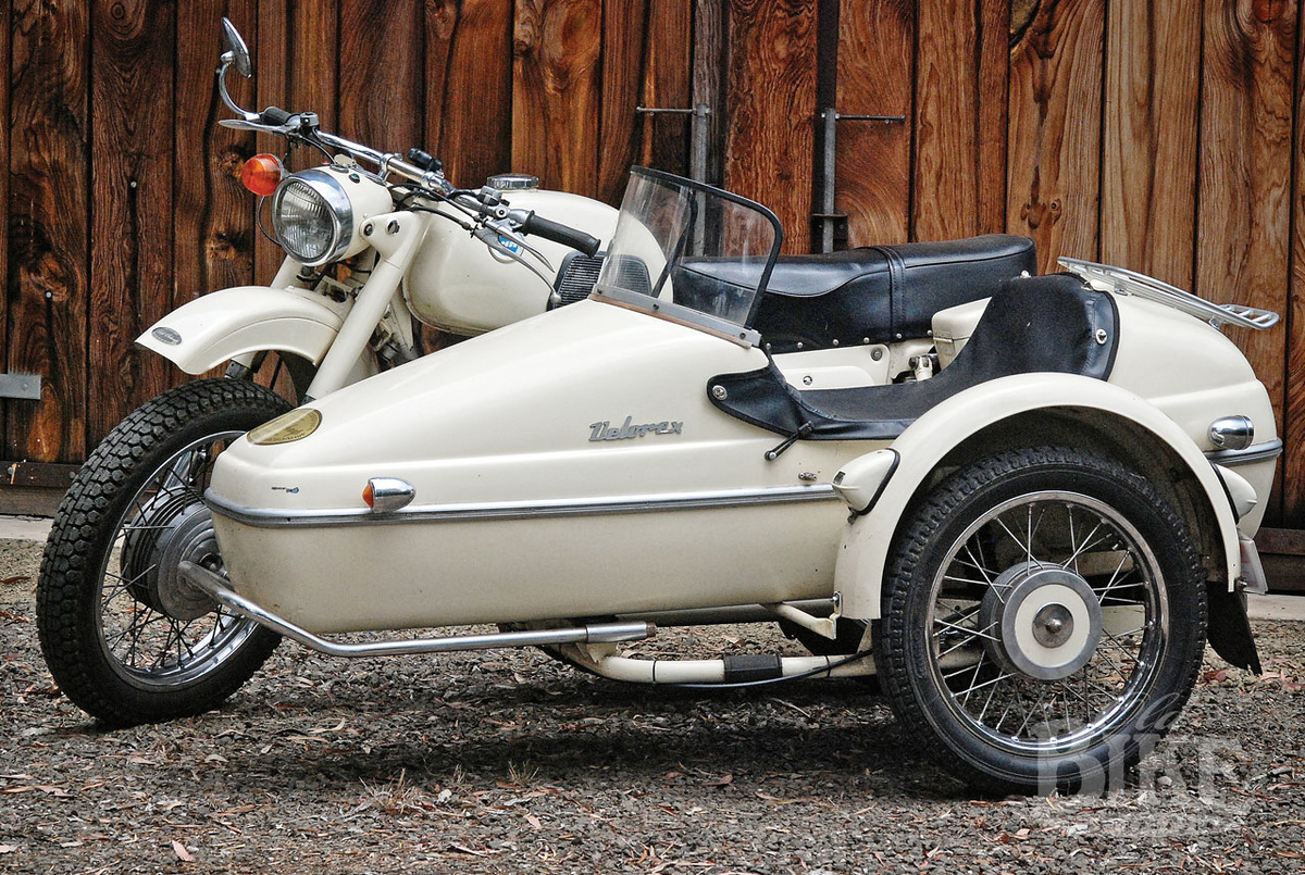 Чешский Velorex Sidecar соответствует данному периоду.