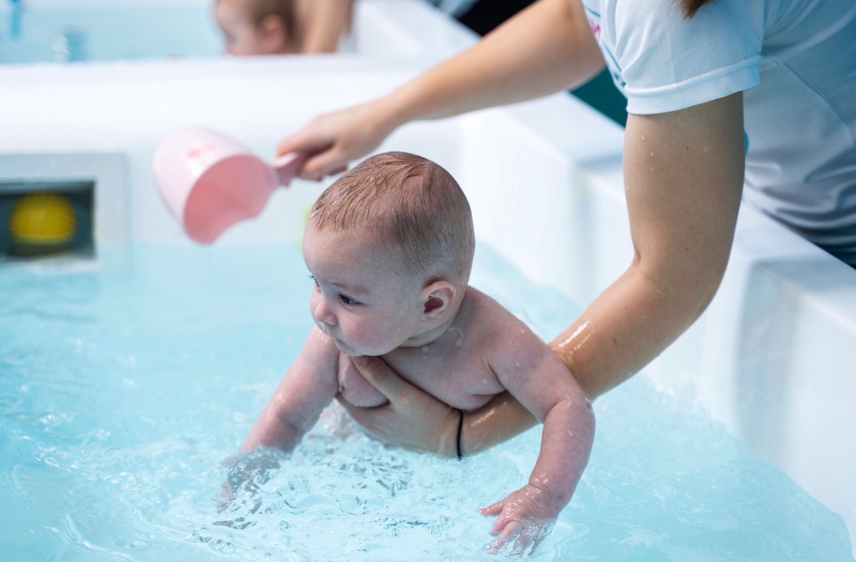 Боязнь воды доставляет существенные проблемы во время домашнего купания