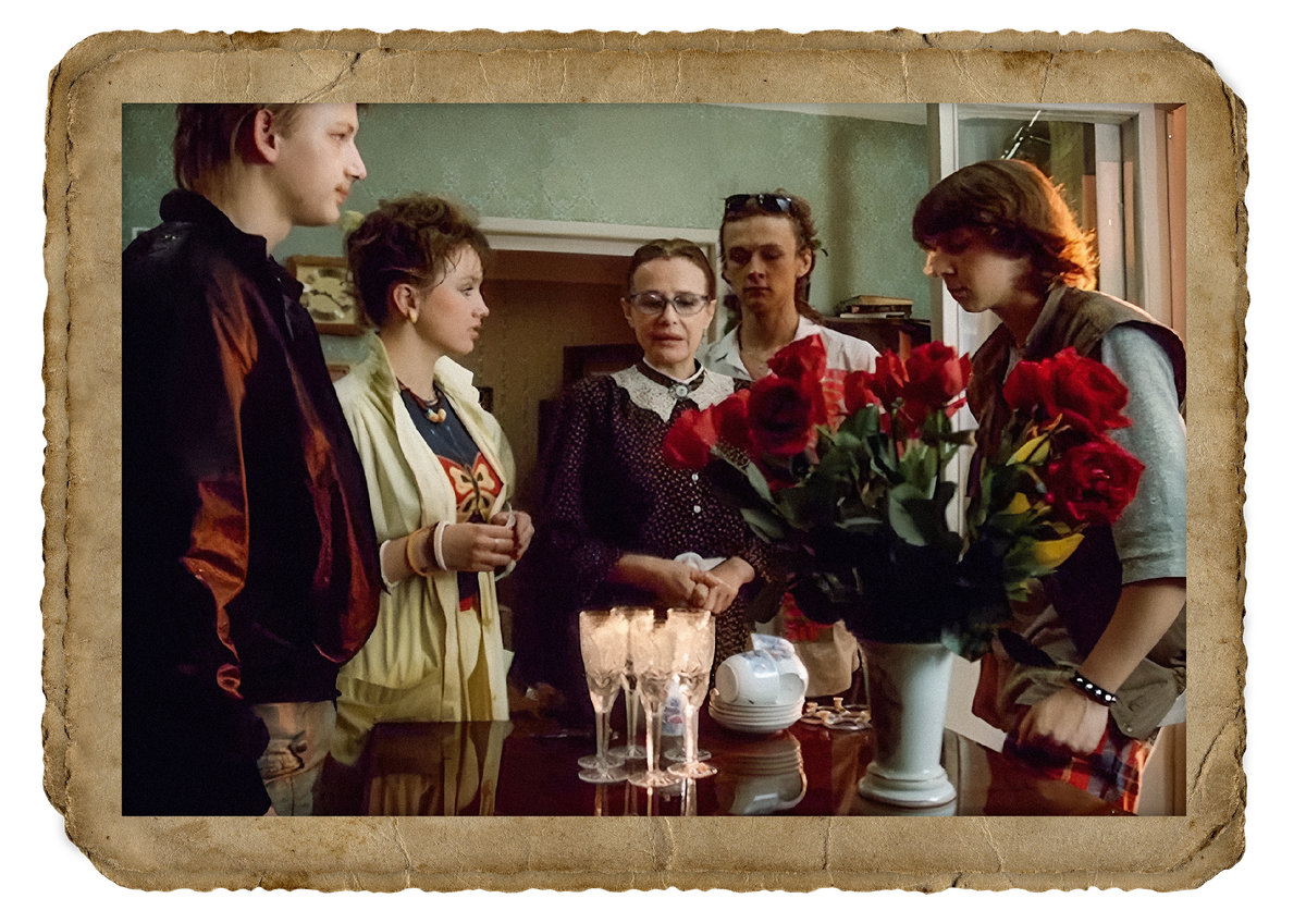 Фильм "Дорогая Елена Сергеевна" (1988), реж. Эльдар Рязанов