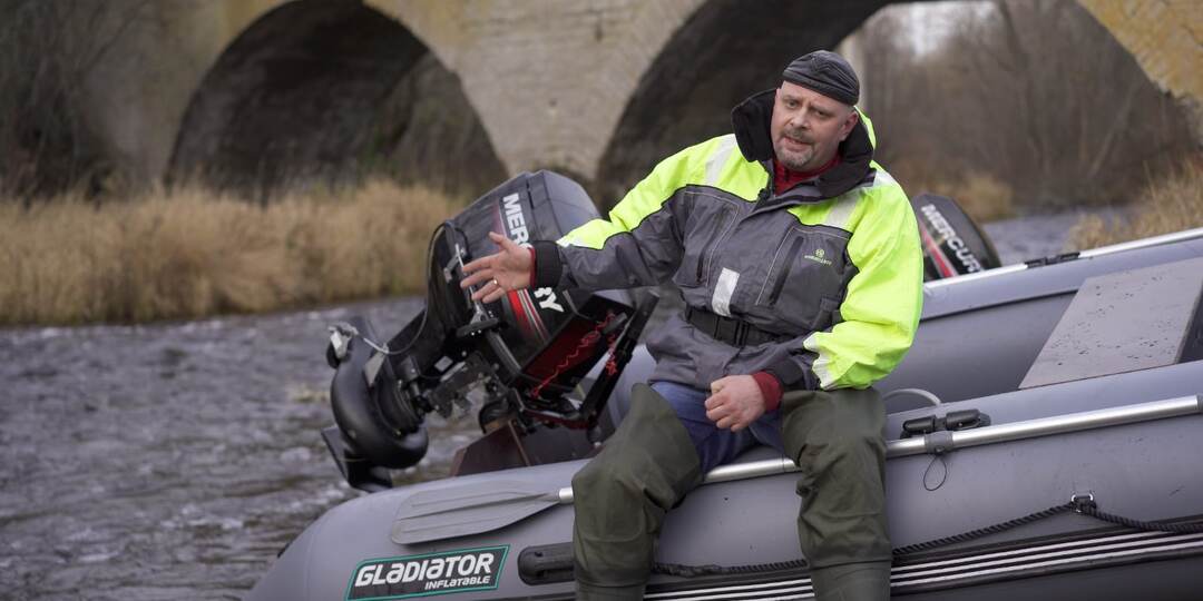 Как согреться в лодке рыболову. Самые простые и действенные решения