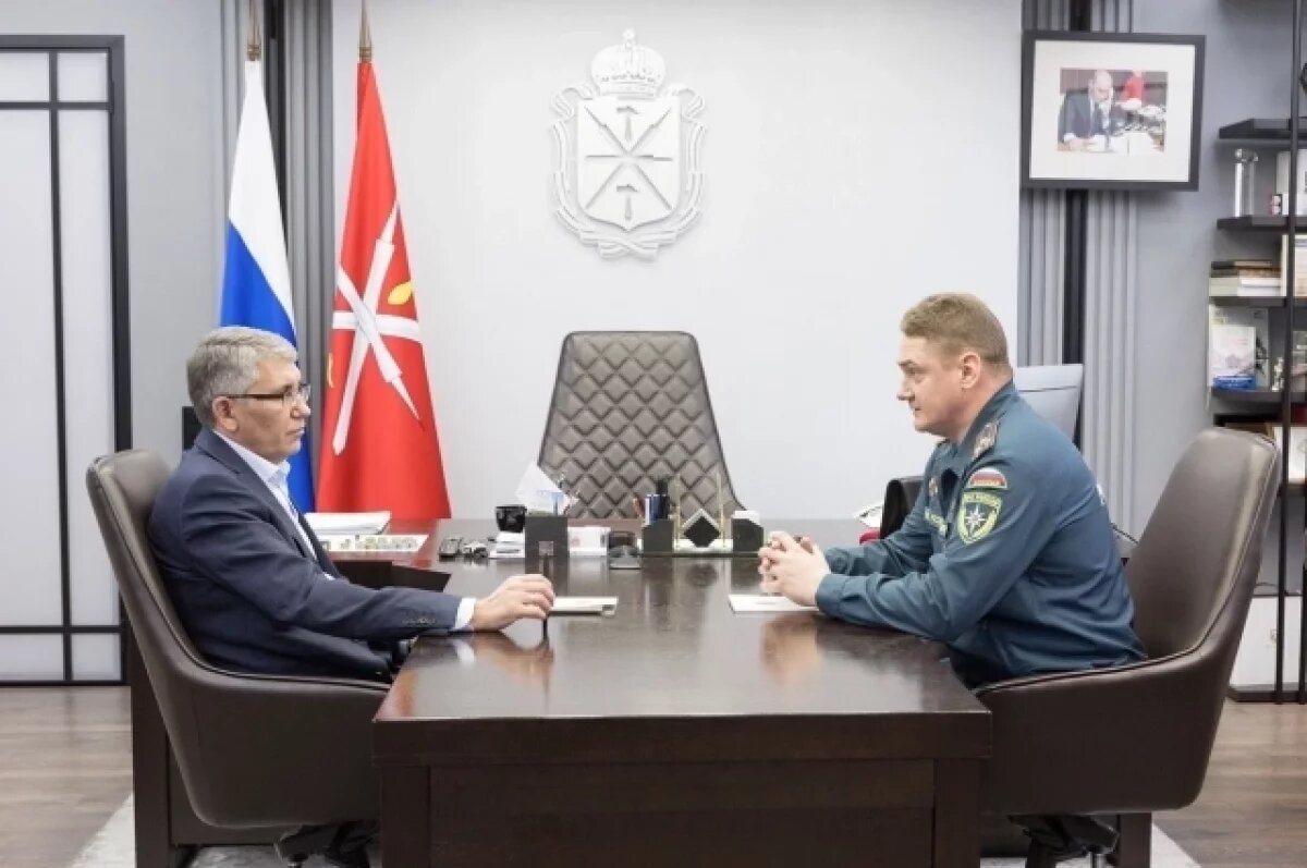    Губернатор встретился с начальником ГУ МЧС России по Тульской области