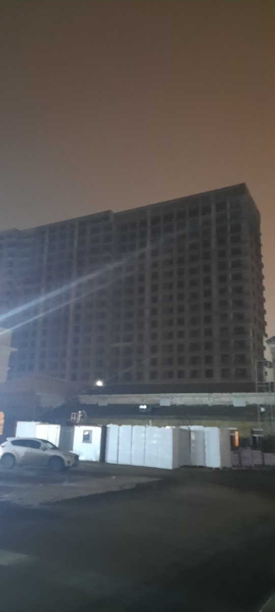 Такие огромные дома стали строить 🙄