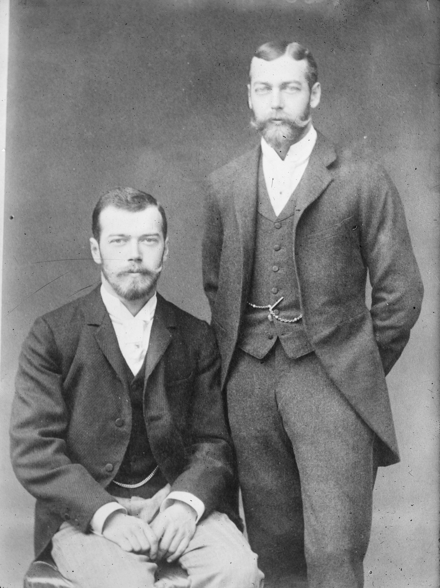 Николай и его двоюродный брат - будущий король Великобритании Георг V