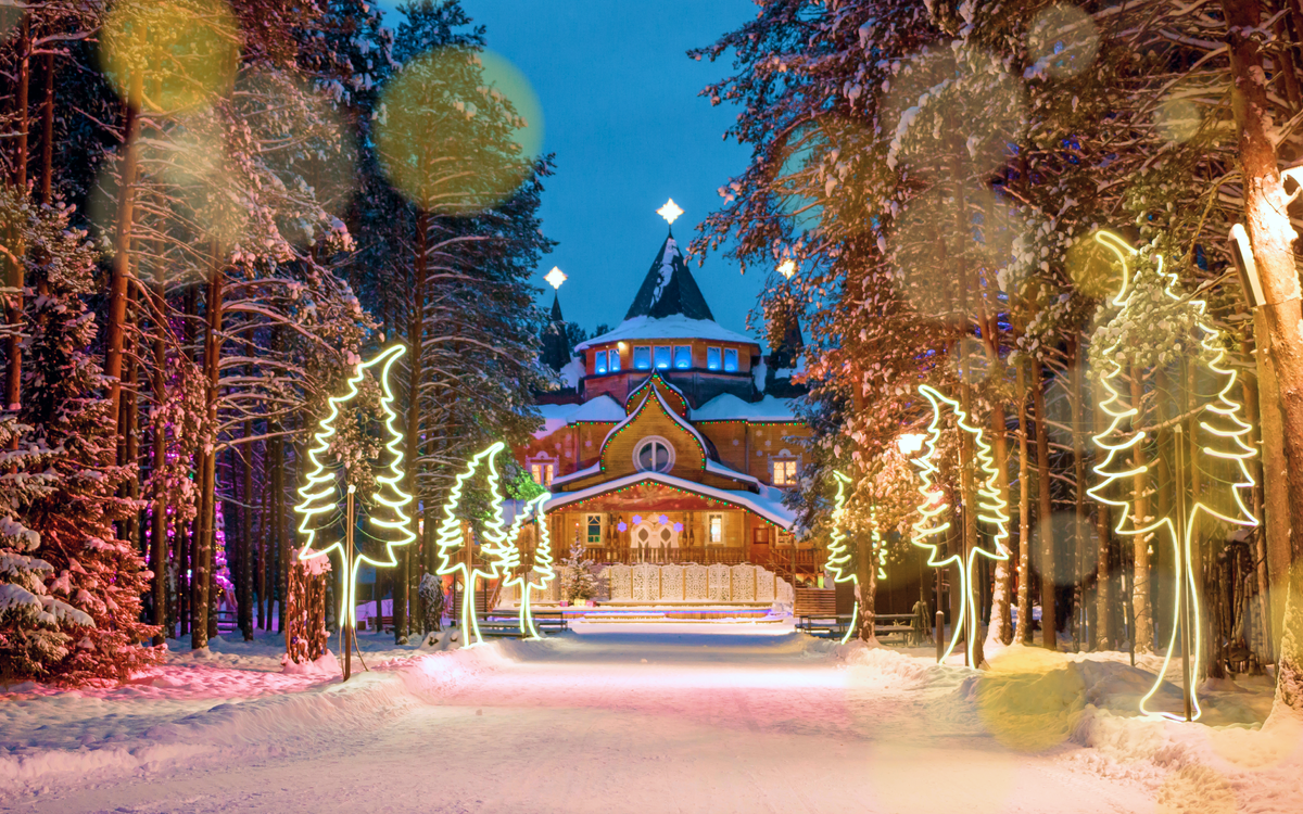 Фото официальной резиденции Деда Мороза в Великом Устюге